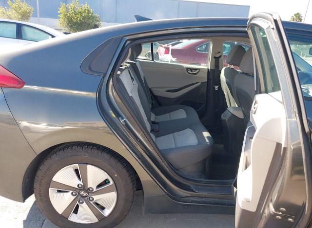 thumb 16