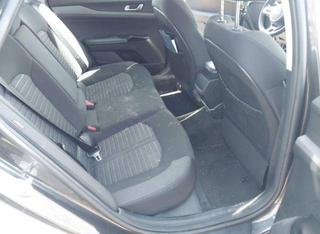 thumb 16